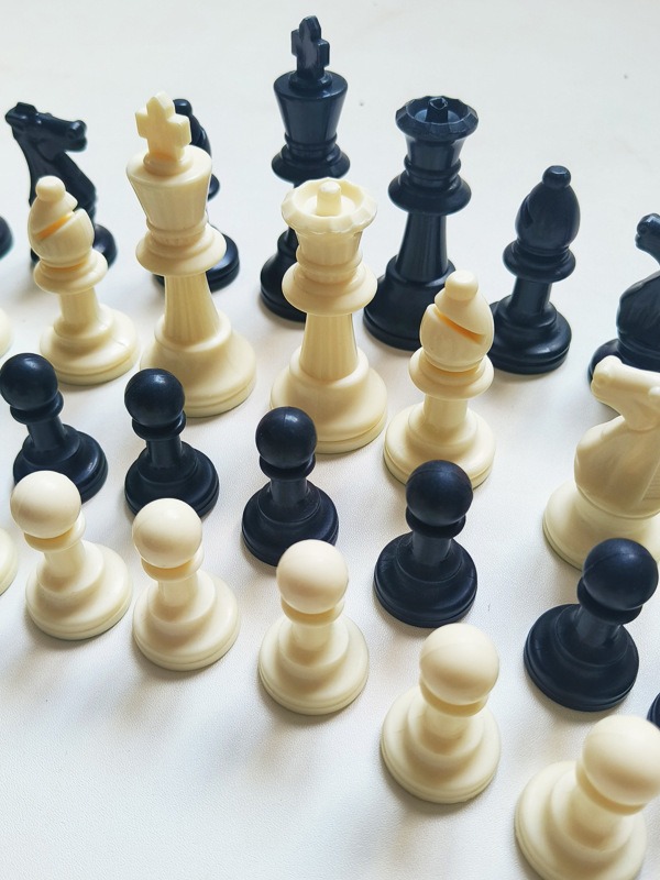32 pièces jeu de société tradi - Board Game Harmonies avis et prix
